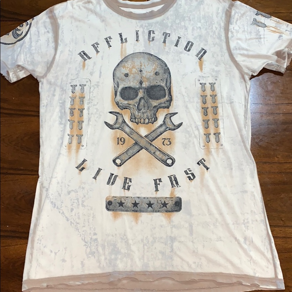 Affliction - Live Fast Men’s XL Shirt